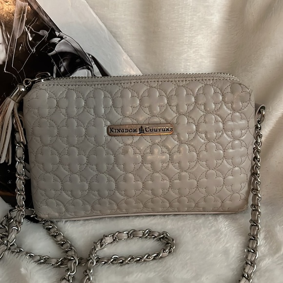 Walt Disney Kingdom Couture Quilted Leather Crossbody 🔥 - Picture 7 of 11